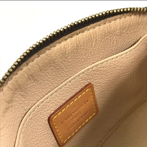 LOUIS VUITTON Monogram Pochette Makeup Cosmetics Pouch - Picture 13 of 16